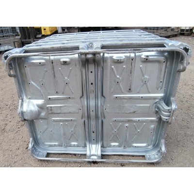 IBC nádrž 1000L vypláchnutá 22cm oplechovaná