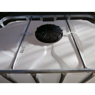 IBC nádrž 600L NOVÁ natur 22cm na dřevě