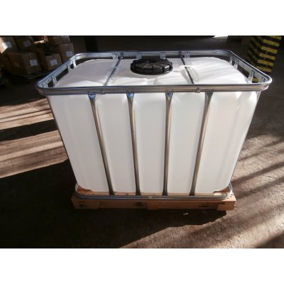 IBC nádrž 600L NOVÁ natur 22cm na dřevě