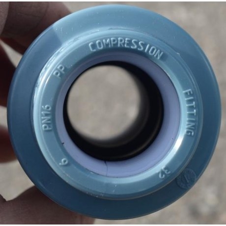 пластиковая зажимная муфта