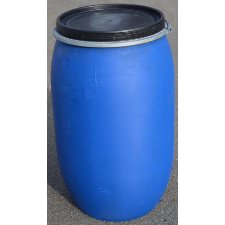 sud plastový 220L pákový uzávěr modrý  www.nadrze.navsechno.cz