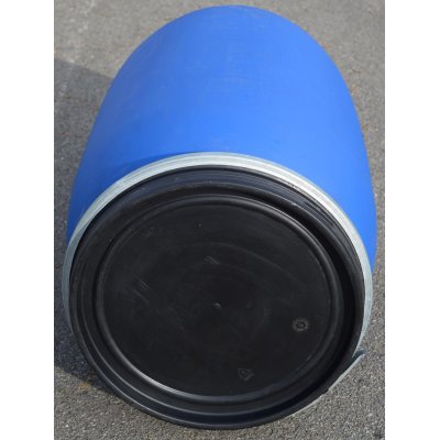 sud plastový 220L pákový uzávěr modrý  www.nadrze.navsechno.cz