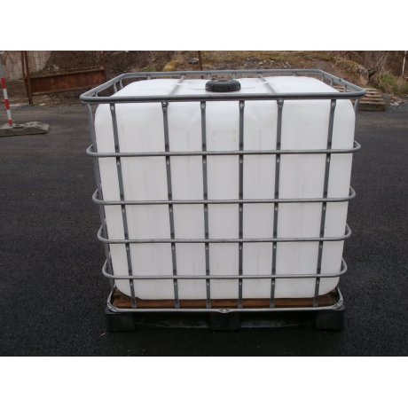 IBC nádrž 1000L NOVÁ natur 15cm na palete PLAST - DŘEVO
