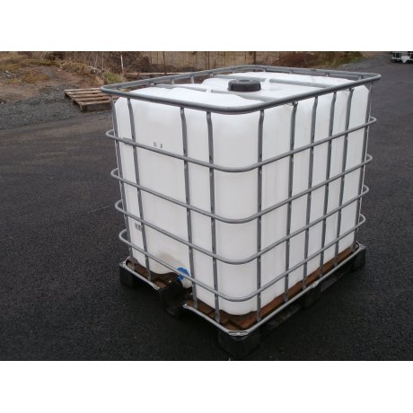 IBC nádrž 1000L NOVÁ natur 15cm na palete PLAST - DŘEVO