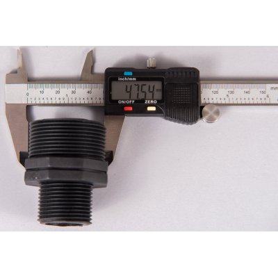 Plastová vsuvka redukovaná vnější závit (M/M)