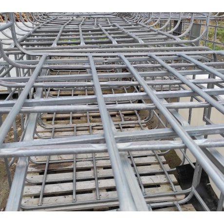 клетка без поддона