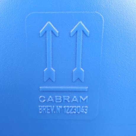 sud plastový 135L pákový uzávěr hranatý modrý | www.nadrze.navsechno.cz