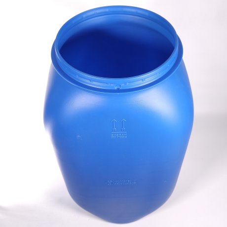 sud plastový 135L pákový uzávěr hranatý modrý | www.nadrze.navsechno.cz