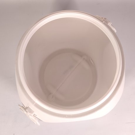 sud plastový 50L hranatý  šroubovací bílý po tabletách do bazénu | www.nadrze.navsechno.cz