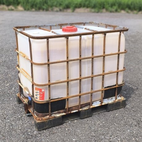 Бак для води