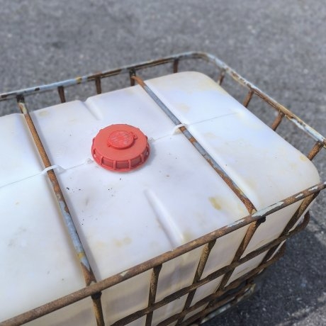 Бак для води