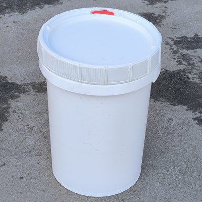 Kvass için 50 litrelik plastik su fıçısı