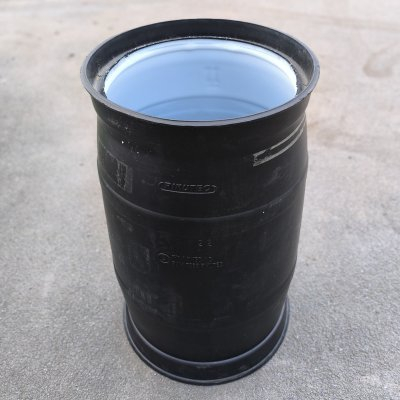Baril d'eau en plastique de 220 L