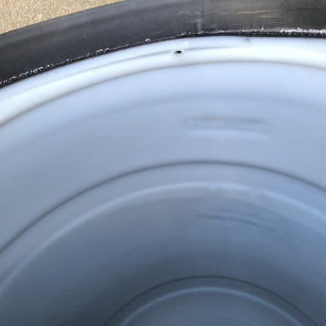 Baril d'eau en plastique de 220 L