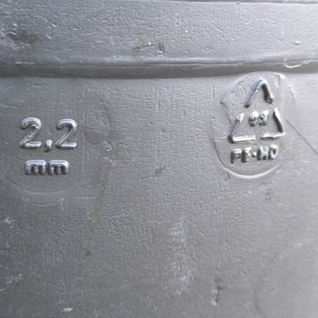 220 litrų plastikinė vandens statinė