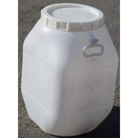 sud plastový 50L hranatý šroubovací natur po tabletách do bazénu | www.nadrze.navsechno.cz