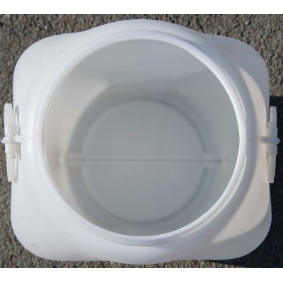 sud plastový 50L hranatý šroubovací natur po tabletách do bazénu | www.nadrze.navsechno.cz